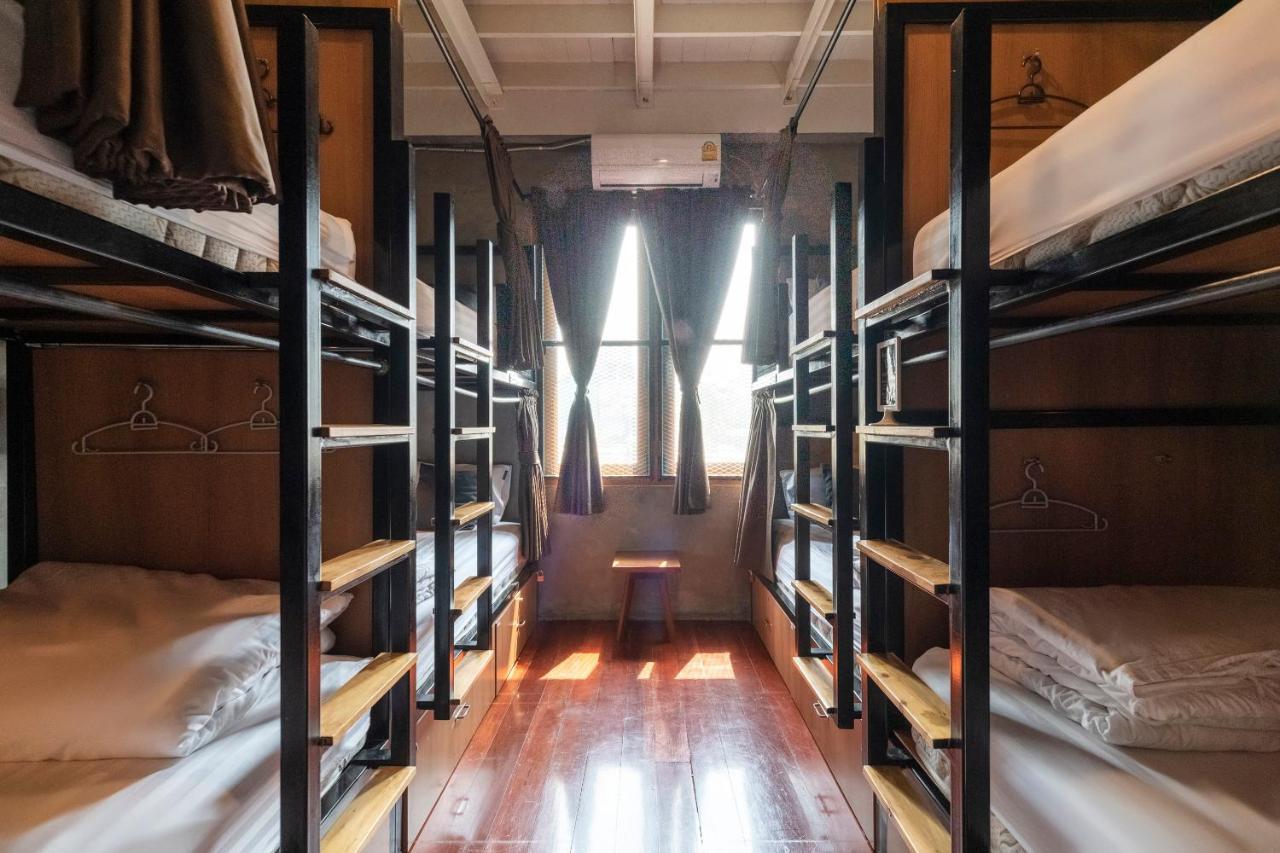Oyo 685 Am Bed Hostel Bangkok Kültér fotó